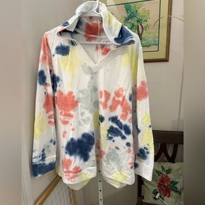 LIVI Tie Dye Hooded V Neck Sweatshirt. NWT. Size 18/20x